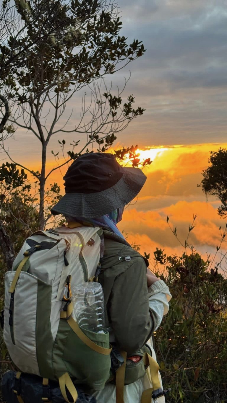 4D3N . Long Pa Sia . Mount Sinipung Hike + Camping [RM980/pax]